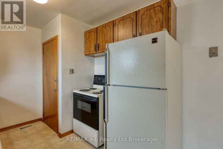Photo 22 at 26 Glenn Avenue, Ingersoll - South, Ingersoll
