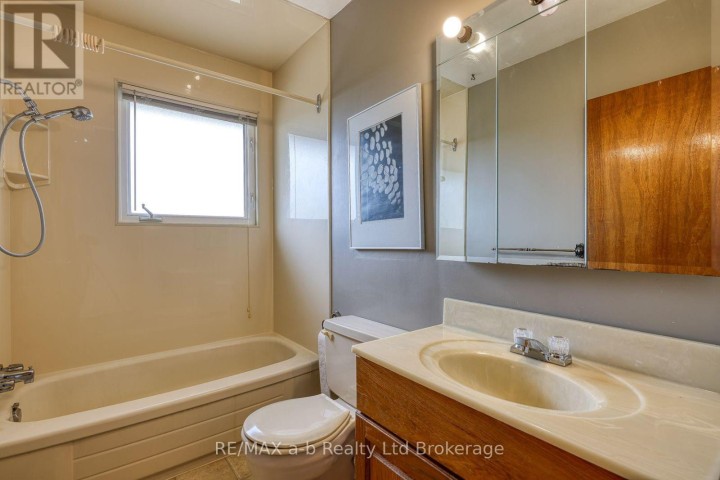 Photo 24 at 26 Glenn Avenue, Ingersoll - South, Ingersoll
