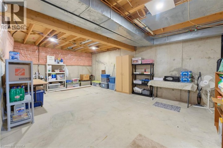 Photo 20 at 42 Buchanan Crescent, Lynden Hills, Brantford