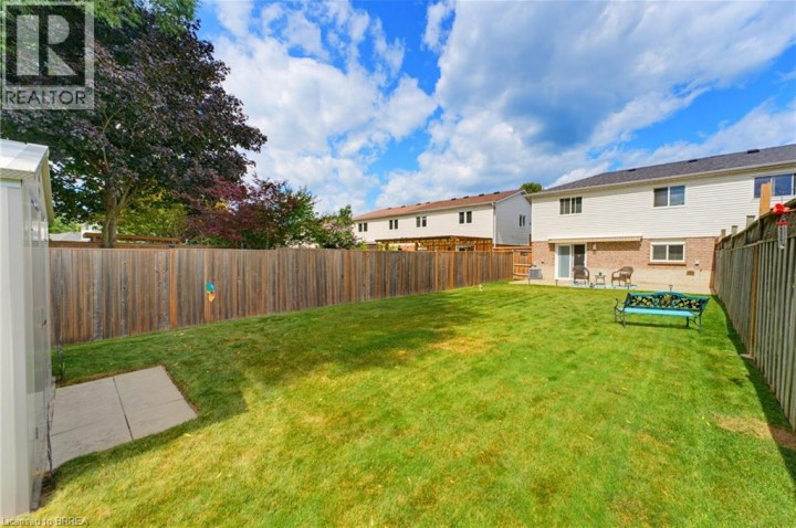 Photo 24 at 42 Buchanan Crescent, Lynden Hills, Brantford