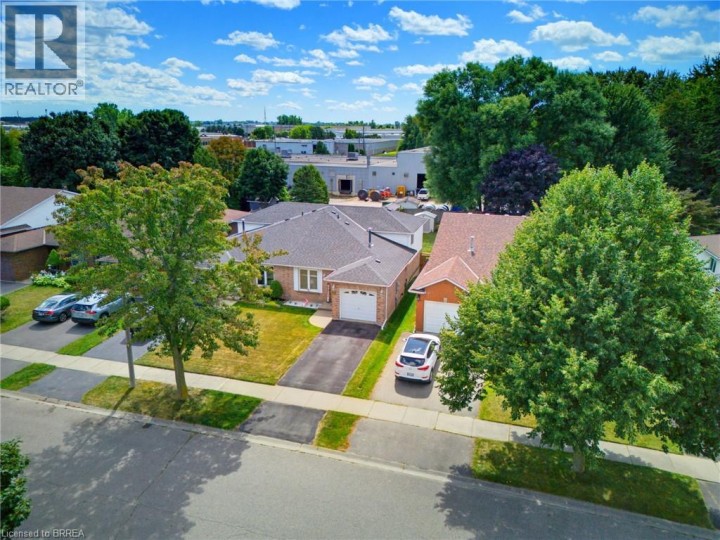 Photo 28 at 42 Buchanan Crescent, Lynden Hills, Brantford