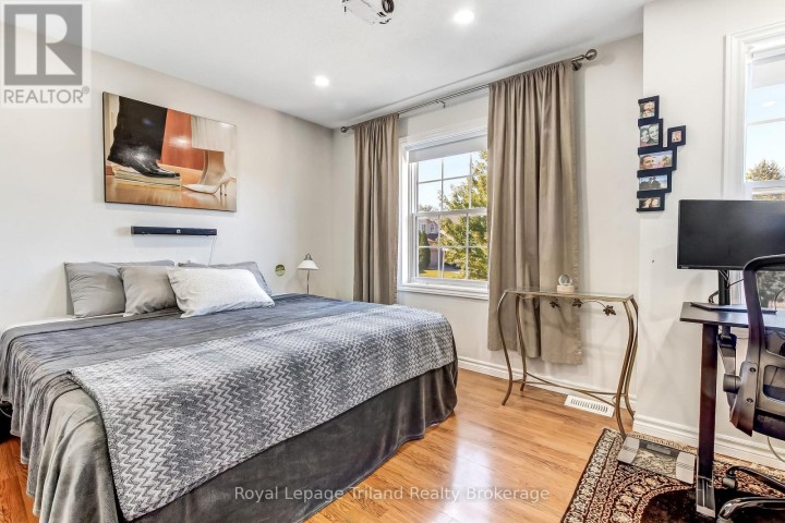 Photo 19 at 847 Hunters Gate Crescent, Woodstock - South, Woodstock