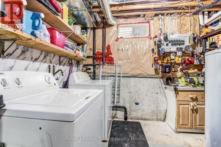 Photo 27 at 847 Hunters Gate Crescent, Woodstock - South, Woodstock