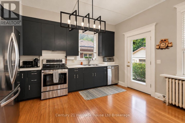 Photo 20 at 457 Buller Street, Woodstock - North, Woodstock