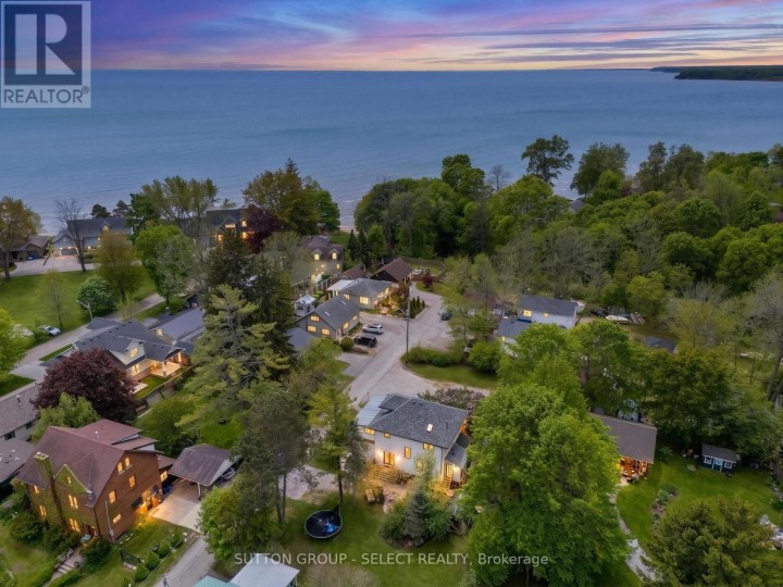 Photo 4 at 10 Crescent Park, Port Dover, Norfolk County