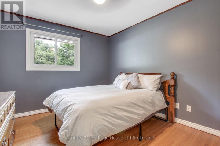Photo 11 at 683 College Avenue, Woodstock - South, Woodstock