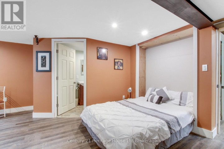 Photo 15 at 683 College Avenue, Woodstock - South, Woodstock