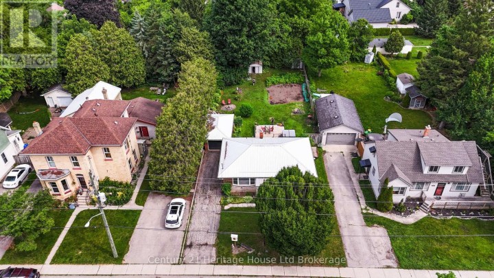 Photo 35 at 683 College Avenue, Woodstock - South, Woodstock
