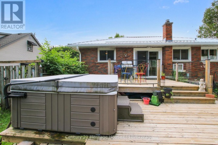 Photo 37 at 683 College Avenue, Woodstock - South, Woodstock