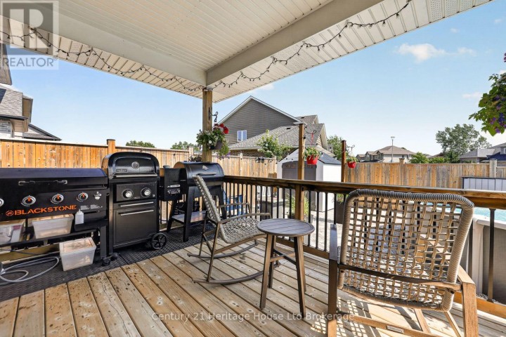 Photo 36 at 924 N Springbank Avenue, Woodstock - North, Woodstock