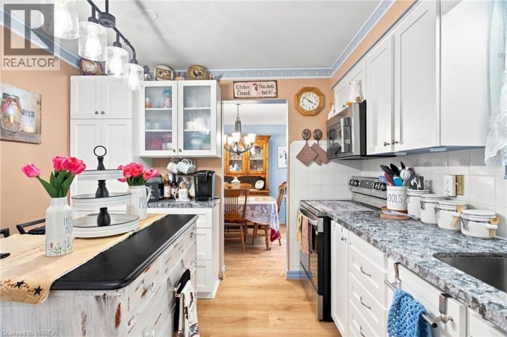 Photo 16 at 4 Judy Avenue, Tillsonburg