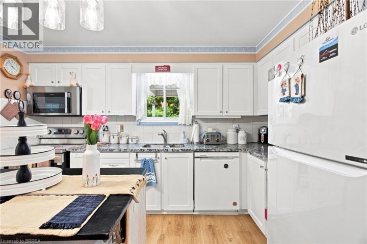 Photo 19 at 4 Judy Avenue, Tillsonburg