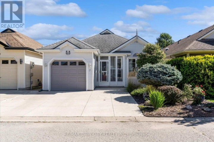 Photo 1 at 7 Aspen Lane, Port Rowan, Norfolk County