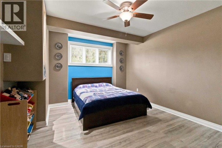 Photo 27 at 33 Stratford Terrace, Hillcrest, Brantford