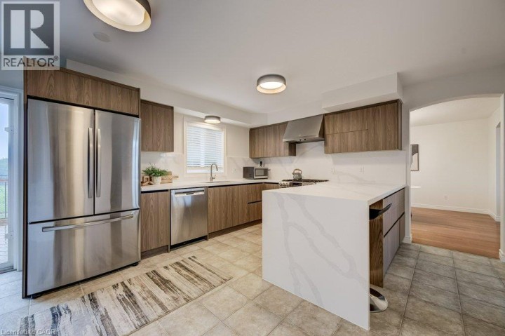 Photo 10 at 16 Irongate Drive, Innerkip (Victoria Park), Woodstock