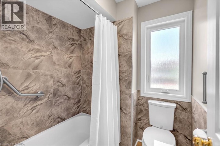 Photo 33 at 69 Hunter Way, Empire, Brantford