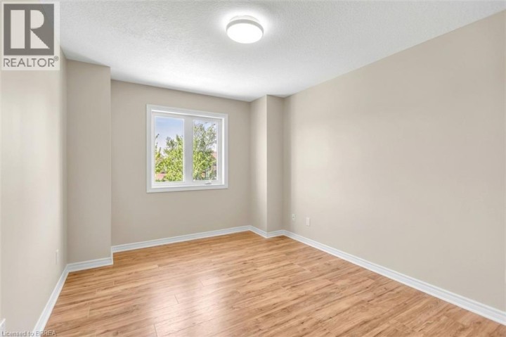 Photo 34 at 69 Hunter Way, Empire, Brantford