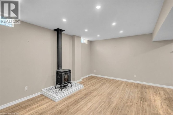 Photo 41 at 69 Hunter Way, Empire, Brantford