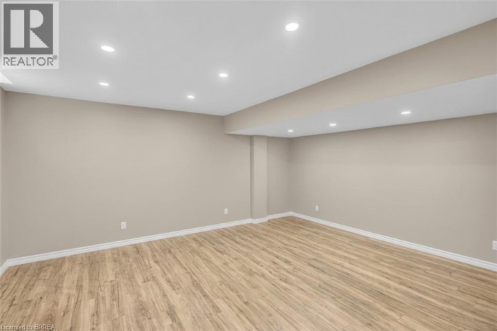 Photo 42 at 69 Hunter Way, Empire, Brantford