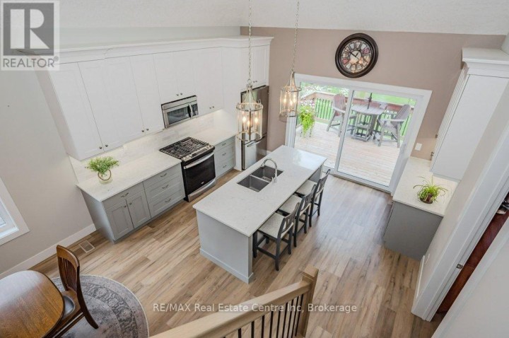 Photo 13 at 18 - 744 W Nelson Street, Port Dover, Norfolk County