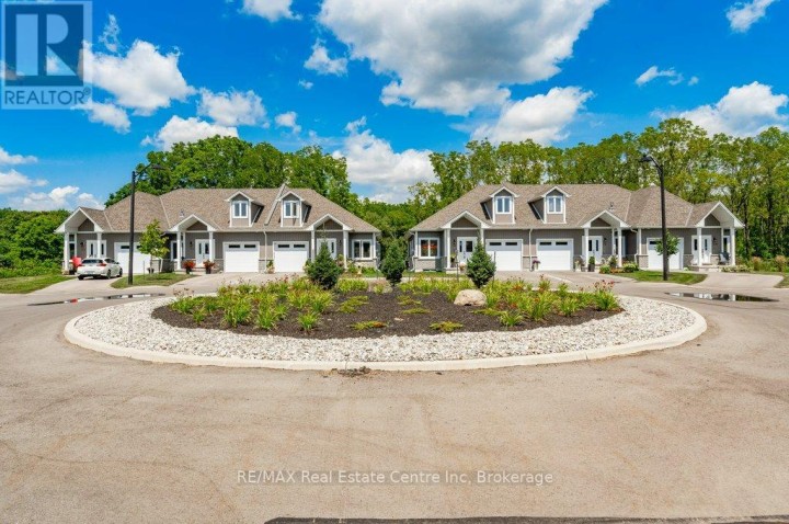 Photo 2 at 18 - 744 W Nelson Street, Port Dover, Norfolk County