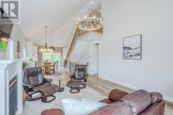 Photo 8 at 18 - 744 W Nelson Street, Port Dover, Norfolk County