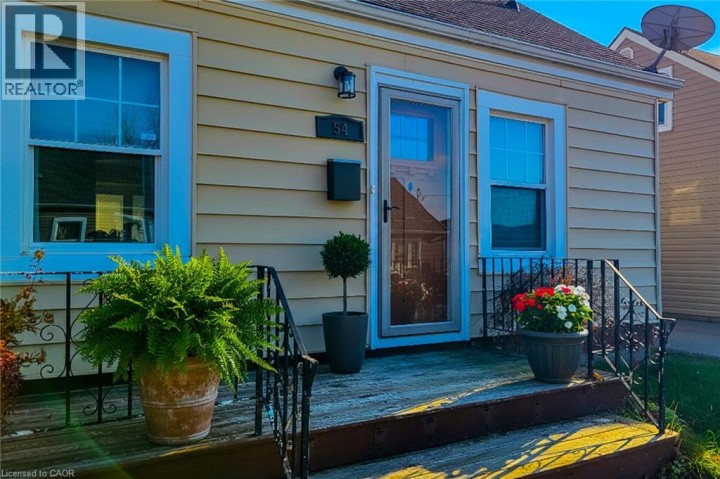 Photo 9 at 54 Eighth Avenue, Eagle Place East, Brantford
