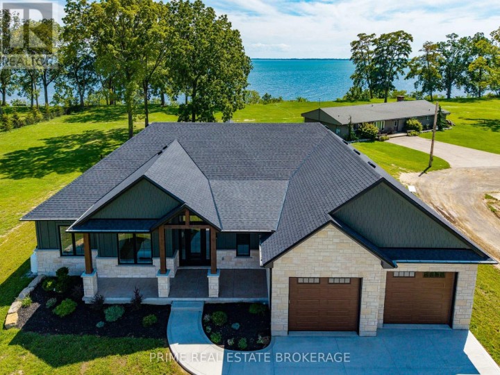 Photo 2 at 25 Black Walnut Drive, Rural S. Walsingham, Norfolk County