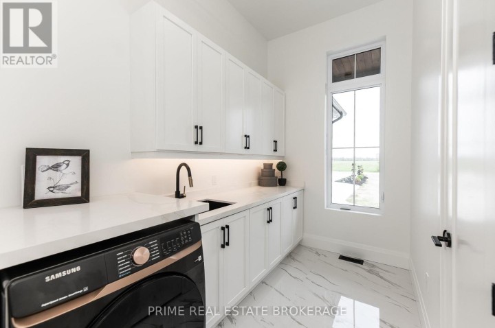 Photo 6 at 25 Black Walnut Drive, Rural S. Walsingham, Norfolk County