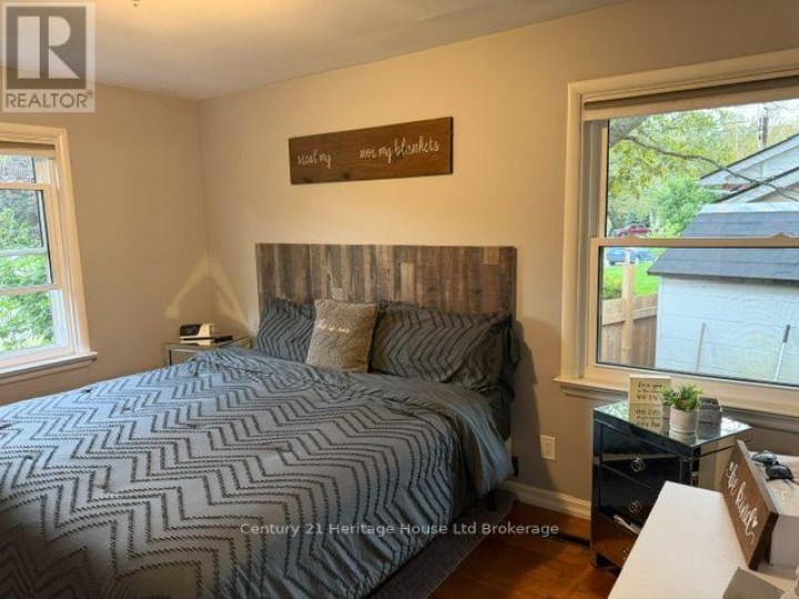 Photo 12 at 31 Parkwood Drive, Tillsonburg