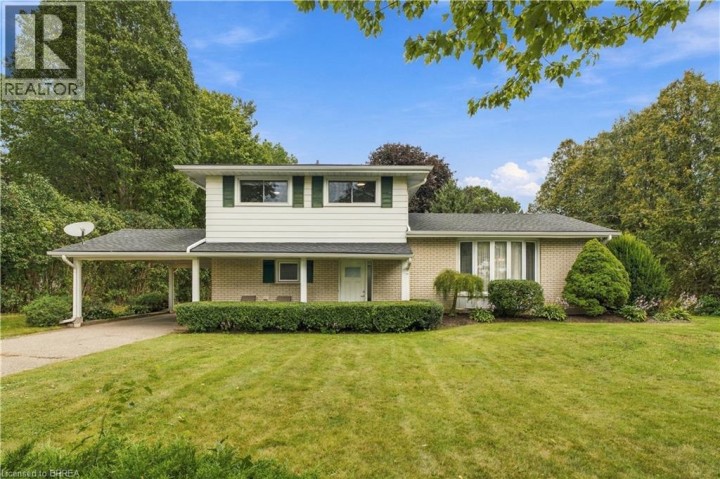 Photo 1 at 638 Oak Park Road, Innerkip (Green Lane Park), Woodstock