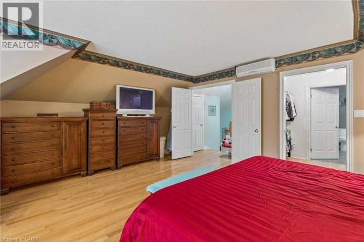Photo 29 at 8 - 152 Dufferin Avenue, Holmedale, Brantford