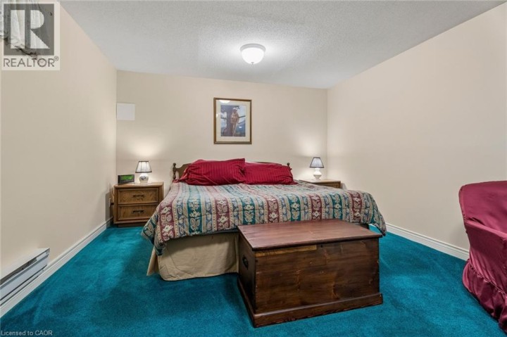Photo 39 at 8 - 152 Dufferin Avenue, Holmedale, Brantford
