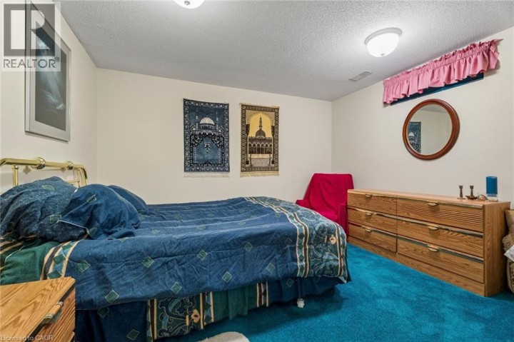 Photo 40 at 8 - 152 Dufferin Avenue, Holmedale, Brantford