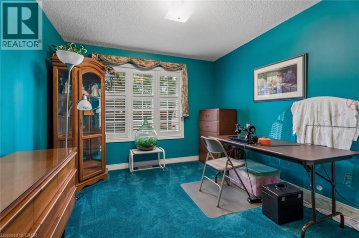 Photo 22 at 8 - 152 Dufferin Avenue, Holmedale, Brantford
