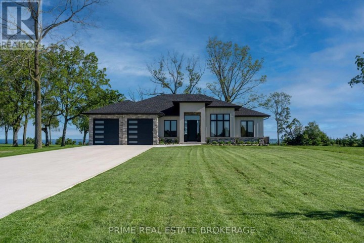 Photo 2 at 9 Black Walnut Drive, Rural S. Walsingham, Norfolk County
