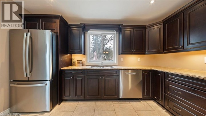 Photo 12 at 58 Kinnard Road, Kinnard, Brantford