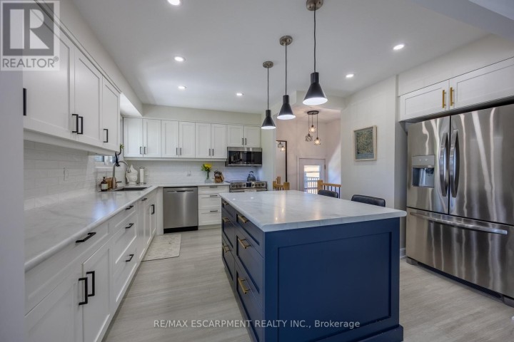 Photo 12 at 12 Westdale Avenue, Port Dover, Norfolk County