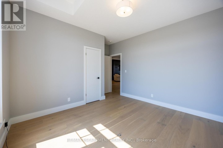 Photo 11 at 34 Andrew Avenue, Simcoe, Norfolk County