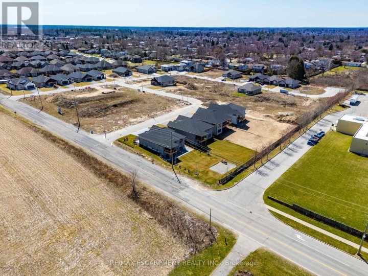 Photo 31 at 34 Andrew Avenue, Simcoe, Norfolk County