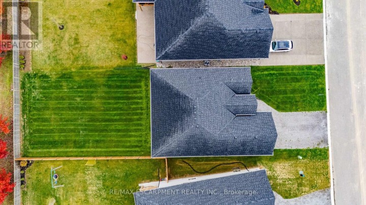 Photo 33 at 34 Andrew Avenue, Simcoe, Norfolk County