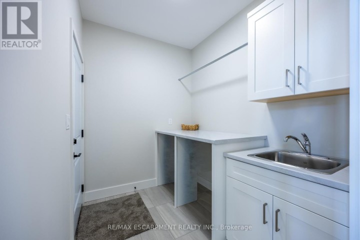 Photo 6 at 34 Andrew Avenue, Simcoe, Norfolk County