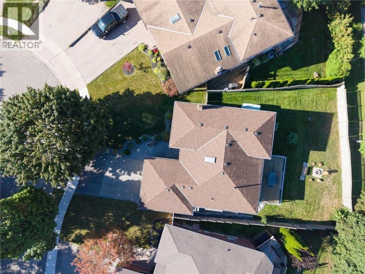 Photo 34 at 15 Fox Run, Rosedale / Gable Height, Brantford