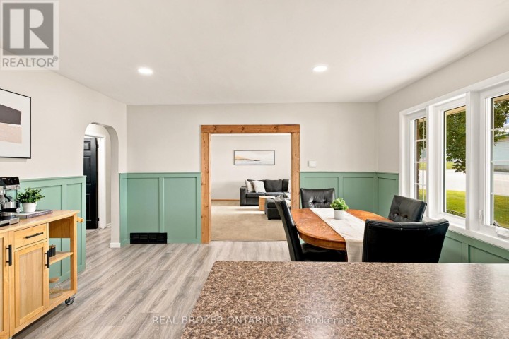 Photo 10 at 45 Argyle Avenue, Delhi, Norfolk County