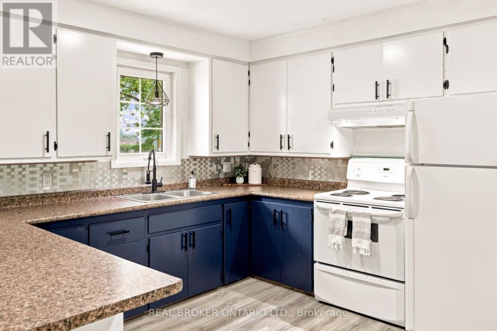 Photo 6 at 45 Argyle Avenue, Delhi, Norfolk County