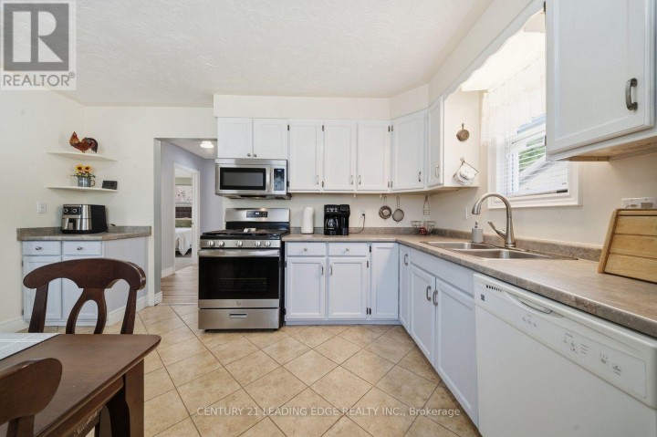 Photo 13 at 1327 East Quarter Line Road, Rural N. Walsingham, Norfolk County