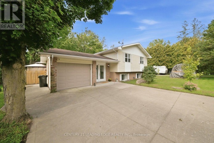 Photo 2 at 1327 East Quarter Line Road, Rural N. Walsingham, Norfolk County