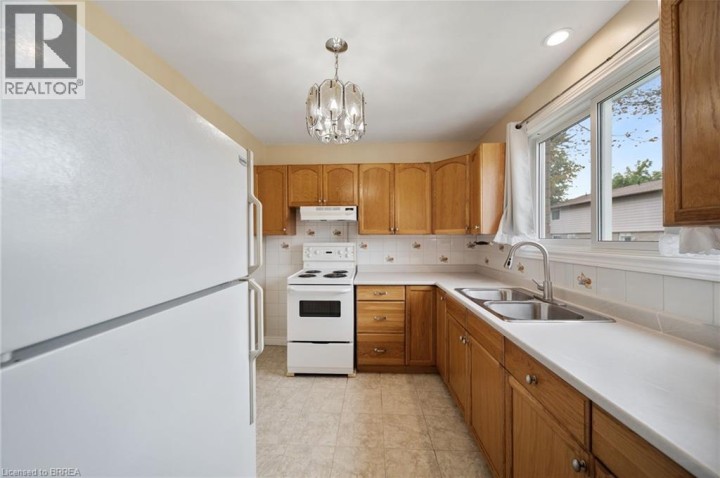 Photo 7 at 19 - 379 Darling Street, Echo Place, Brantford