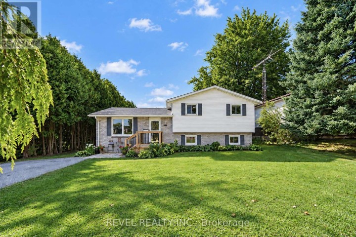 Photo 1 at 218 W Mechanic Street, Waterford, Norfolk County