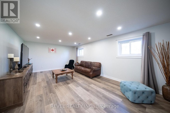 Photo 21 at 218 W Mechanic Street, Waterford, Norfolk County